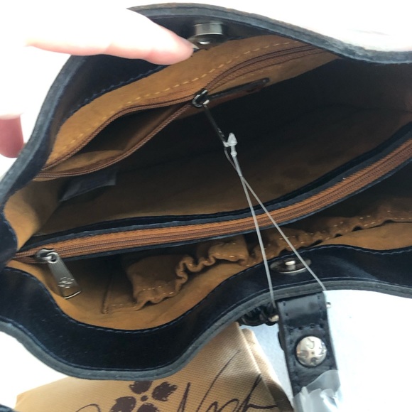 NWT Patricia Nash purse - Picture 6 of 7
